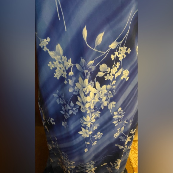 My Michelle Maxi Dress - Picture 6 of 7